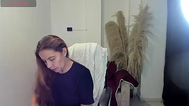 Snapshot of Milf_karlye chatting on June 14, 2026, 9:10 am Milf karlye online show from June 14, 2026, 9:10 am