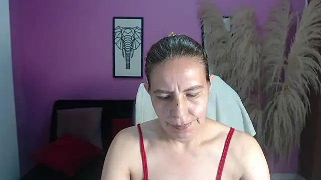 Snapshot of Milf_karlye chatting on October 24, 2025, 4:44 am Milf karlye online show from October 24, 2025, 4:44 am