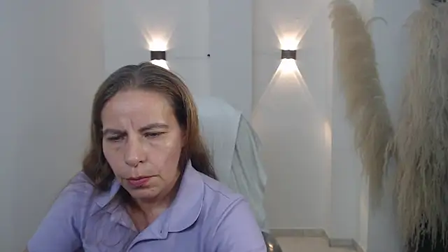 Snapshot of Milf_karlye chatting on December 17, 2025, 2:49 am Milf karlye online show from December 17, 2025, 2:49 am