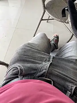 deshi boybig online show from November 1, 2025, 9:36 am