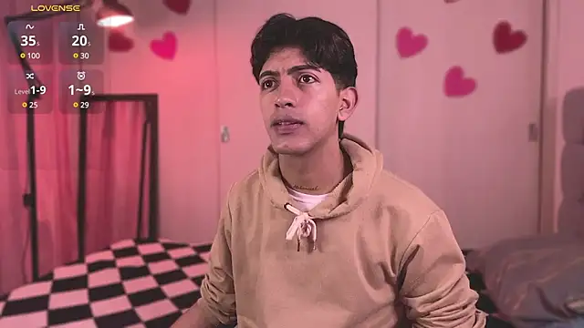 Snapshot of teobowny_ chatting on February 27, 2025, 3:05 pm teobowny online show from February 27, 2025, 3:05 pm