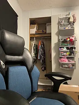 jmassey387 online show from February 10, 2026, 7:29 am