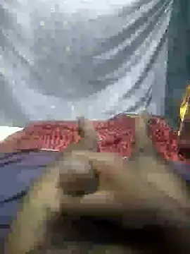 Snapshot of mallucallboy2104 chatting on January 1, 2025, 3:45 am mallucallboy2104 online show from January 1, 2025, 3:45 am