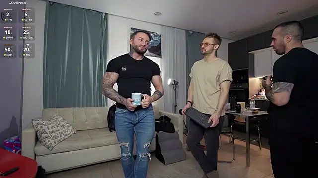 Snapshot of Alex_xxx chatting on November 16, 2025, 3:28 pm Alex xxx online show from November 16, 2025, 3:28 pm