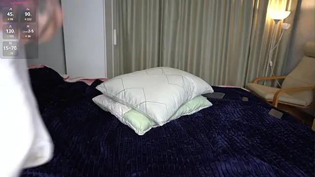 Snapshot of Alex_xxx chatting on March 4, 2025, 6:29 pm Alex xxx online show from March 4, 2025, 6:29 pm