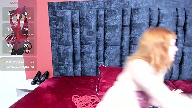 Aurora Doll  online show from November 8, 2025, 12:31 pm