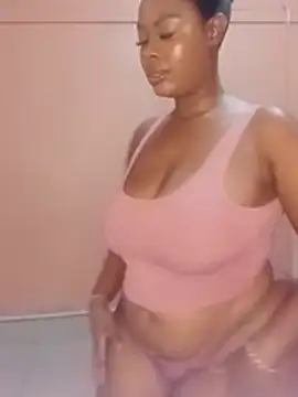Snapshot of Luciouslips00 chatting on May 3, 2026, 7:50 pm Luciouslips00 online show from May 3, 2026, 7:50 pm