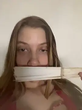 Snapshot of Mandispandis1 chatting on January 6, 2025, 8:28 pm Mandispandis1 online show from January 6, 2025, 8:28 pm