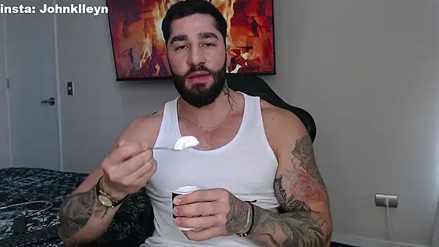 jonhklleyn online show from October 27, 2025, 7:26 pm