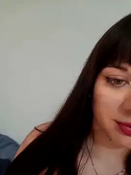 Snapshot of Foxy_Evii chatting on March 20, 2025, 9:35 pm Foxy Evii online show from March 20, 2025, 9:35 pm