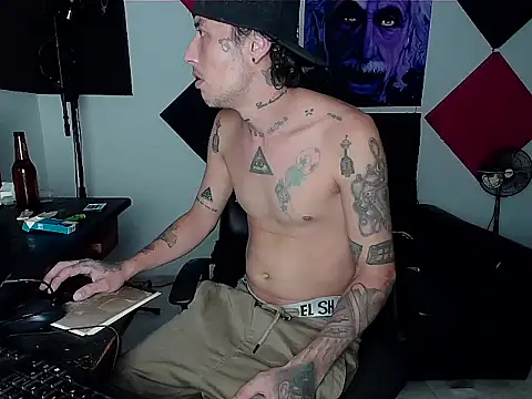 patrik tattoo  online show from September 30, 2025, 5:02 am