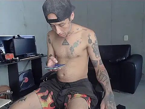patrik tattoo  online show from March 19, 2026, 3:34 pm