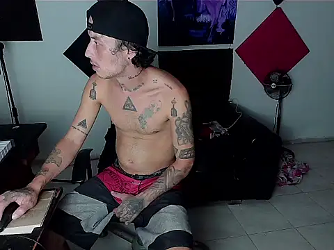 patrik tattoo  online show from October 12, 2025, 9:16 pm