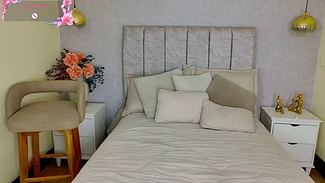 Snapshot of tutu_milf chatting on April 16, 2026, 7:14 pm tutu milf online show from April 16, 2026, 7:14 pm