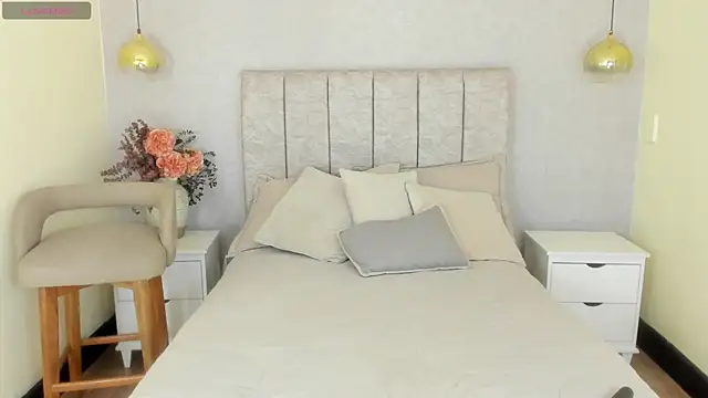tutu milf online show from June 20, 2026, 7:08 pm