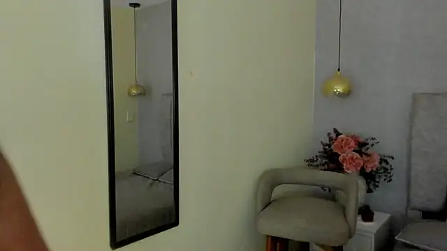 Snapshot of tutu_milf chatting on May 24, 2026, 12:16 pm tutu milf online show from May 24, 2026, 12:16 pm