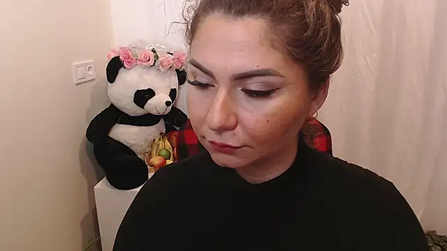 Genesisgems11  online show from January 24, 2025, 5:42 am