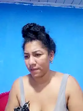 bellacrespalatina online show from December 1, 2025, 4:24 am