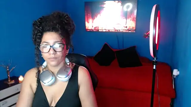 bellacrespalatina online show from November 7, 2025, 1:04 pm