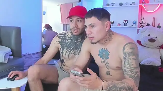 Snapshot of _tatho_perovich_ chatting on December 24, 2024, 6:55 am tatho perovich online show from December 24, 2024, 6:55 am