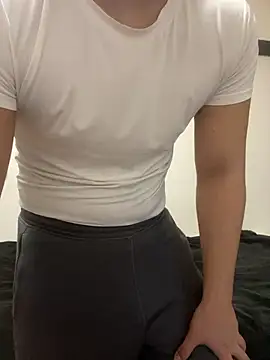 YU-KI00 online show from November 8, 2025, 10:41 am