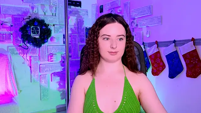 Snapshot of AnnTerry_ chatting on December 14, 2025, 8:31 am AnnTerry online show from December 14, 2025, 8:31 am