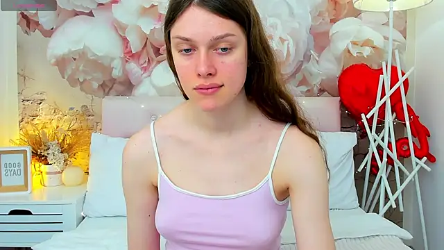 JaneBrowni online show from April 22, 2026, 12:23 pm