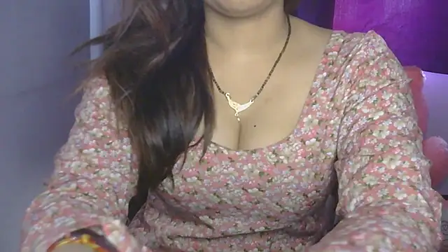 Snapshot of cutie-taara chatting on May 27, 2026, 3:14 am cutie-taara online show from May 27, 2026, 3:14 am