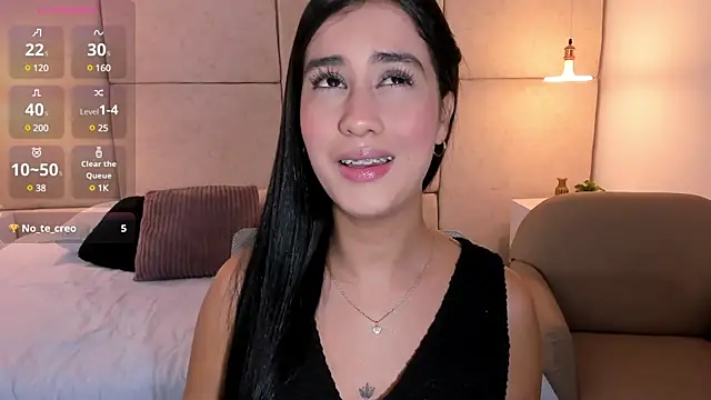 Amiirra  online show from February 18, 2025, 9:09 pm