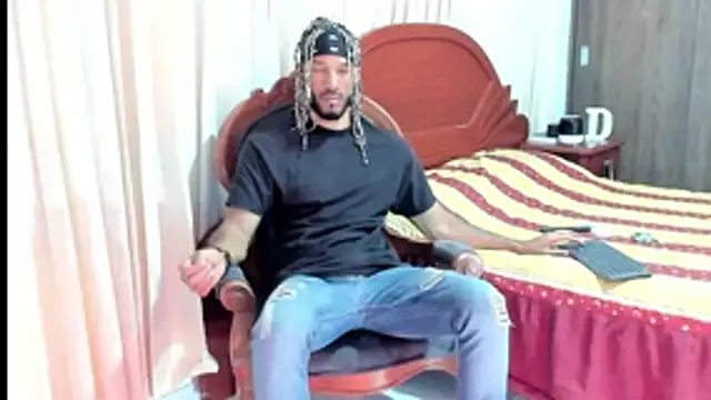 KarlMarley1 online show from February 26, 2026, 9:09 am