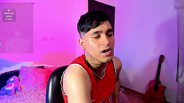 Snapshot of christianwang chatting on November 19, 2025, 1:05 am christianwang online show from November 19, 2025, 1:05 am