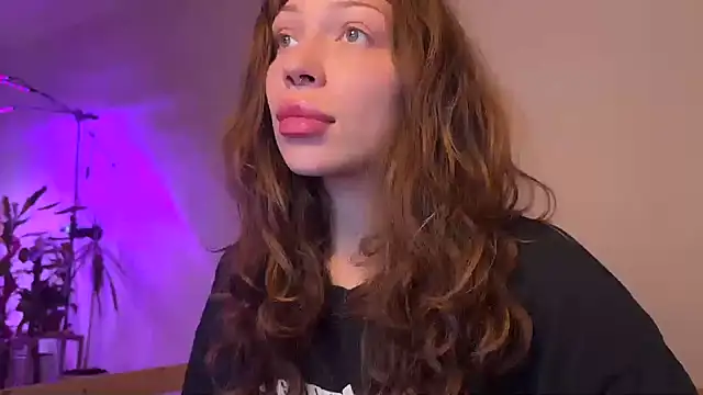 PaulaPratt online show from September 14, 2025, 2:06 pm