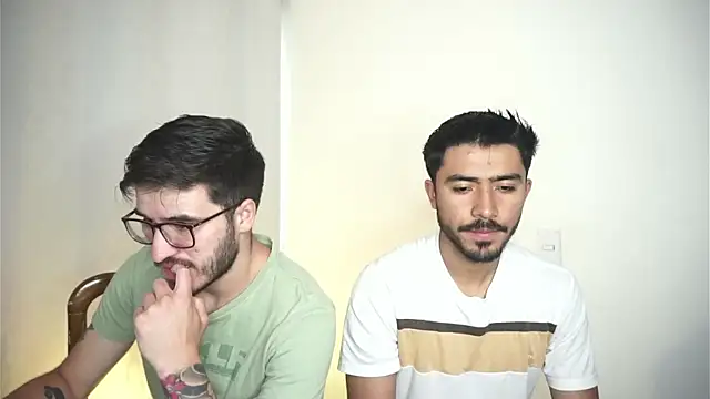 Snapshot of Tony_Wylie chatting on September 27, 2025, 4:35 pm Tony Wylie online show from September 27, 2025, 4:35 pm