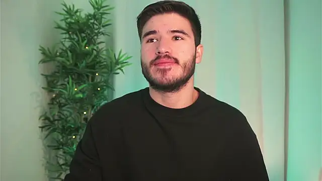 Snapshot of Tony_Wylie chatting on November 7, 2025, 9:47 am Tony Wylie online show from November 7, 2025, 9:47 am