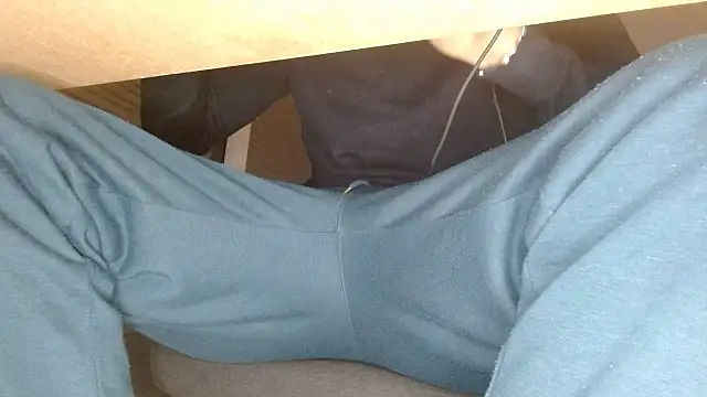 Snapshot of nass21cmm chatting on February 13, 2025, 9:38 pm nass21cmm online show from February 13, 2025, 9:38 pm