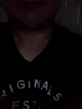 Snapshot of szakal3 chatting on April 1, 2026, 8:28 pm szakal3 online show from April 1, 2026, 8:28 pm