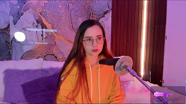 Snapshot of centaurigirl chatting on December 15, 2025, 12:38 am centaurigirl online show from December 15, 2025, 12:38 am