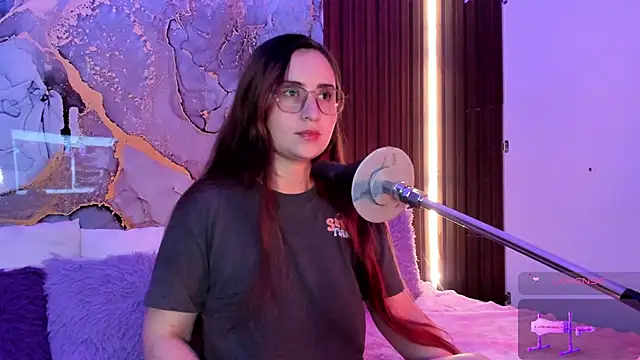 Snapshot of centaurigirl chatting on November 10, 2025, 12:04 am centaurigirl online show from November 10, 2025, 12:04 am