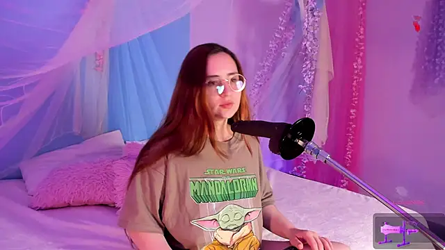 Snapshot of centaurigirl chatting on April 22, 2026, 3:46 am centaurigirl online show from April 22, 2026, 3:46 am