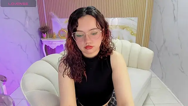 violet sub online show from October 21, 2025, 1:32 pm