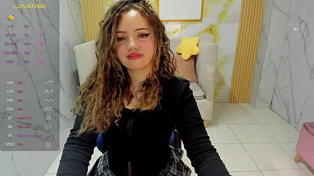 Snapshot of violet_sub chatting on May 19, 2026, 1:18 pm violet sub online show from May 19, 2026, 1:18 pm