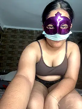 Snapshot of STEP_SISTER1 chatting on September 24, 2025, 5:41 pm STEP SISTER1 online show from September 24, 2025, 5:41 pm