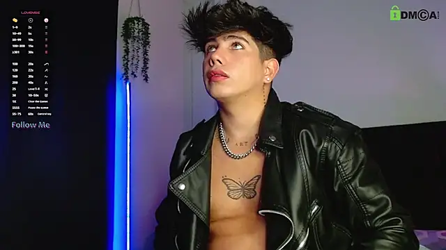 LyleBennett  online show from October 2, 2025, 1:14 pm