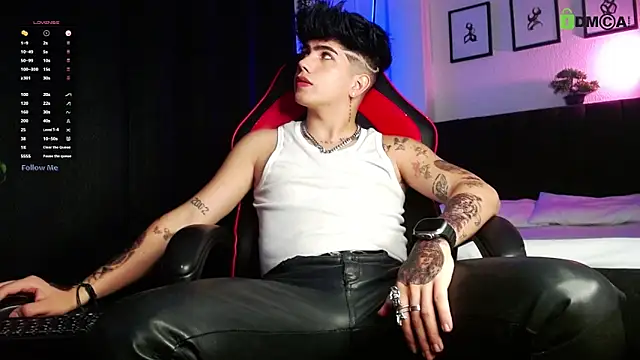 LyleBennett  online show from April 6, 2026, 10:38 am