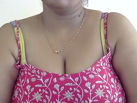 Riya riyaa online show from November 3, 2025, 1:55 am