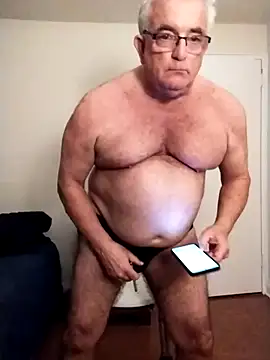 Snapshot of Shoreguy69 chatting on December 4, 2025, 11:15 pm Shoreguy69 online show from December 4, 2025, 11:15 pm