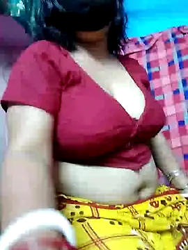 Snapshot of BERRY_00 chatting on March 12, 2025, 5:38 pm BERRY 00 online show from March 12, 2025, 5:38 pm