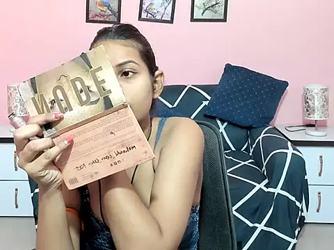 Snapshot of dumbledora chatting on December 14, 2025, 3:46 am dumbledora online show from December 14, 2025, 3:46 am