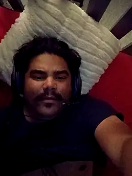 Snapshot of Brickstash chatting on November 8, 2025, 6:39 am Brickstash online show from November 8, 2025, 6:39 am