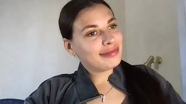 Snapshot of MoonriseGoddess chatting on May 8, 2026, 9:35 am MoonriseGoddess online show from May 8, 2026, 9:35 am